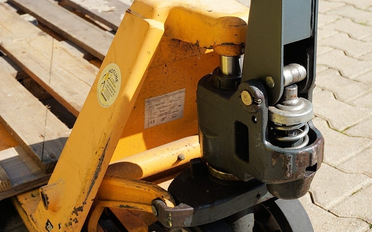 Pallet truck 1653794 960 720 Pallet truck 1653794 960 720